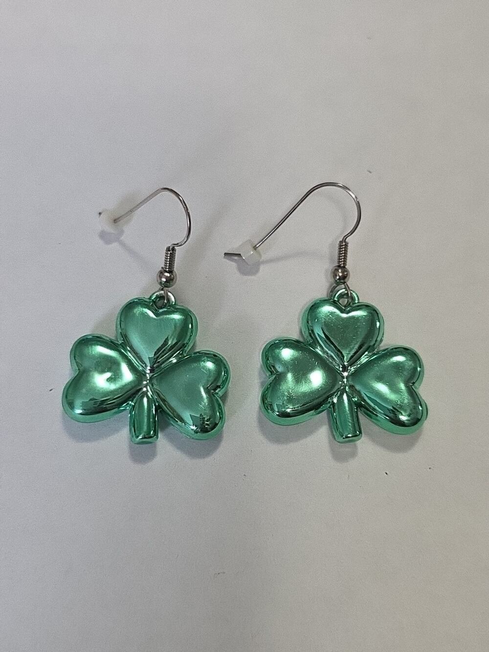 Green Clover Shamrock Earrings Puffy Dangle Pierced Light Lucky St. Patrick's